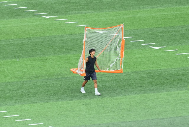 例如中场掌